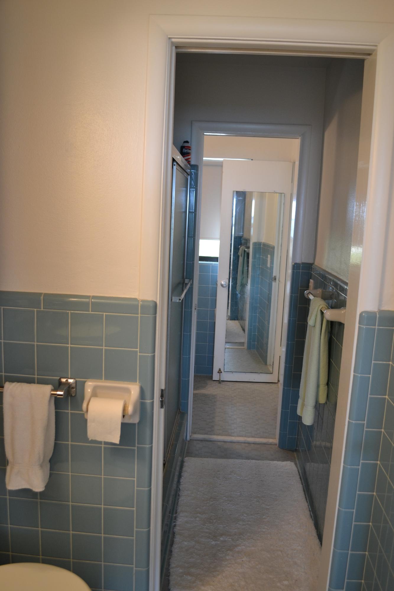 30 East Beach Road Tavernier, FL 33070 - Photo 14 of 26 Jack & Jill Bathrooms