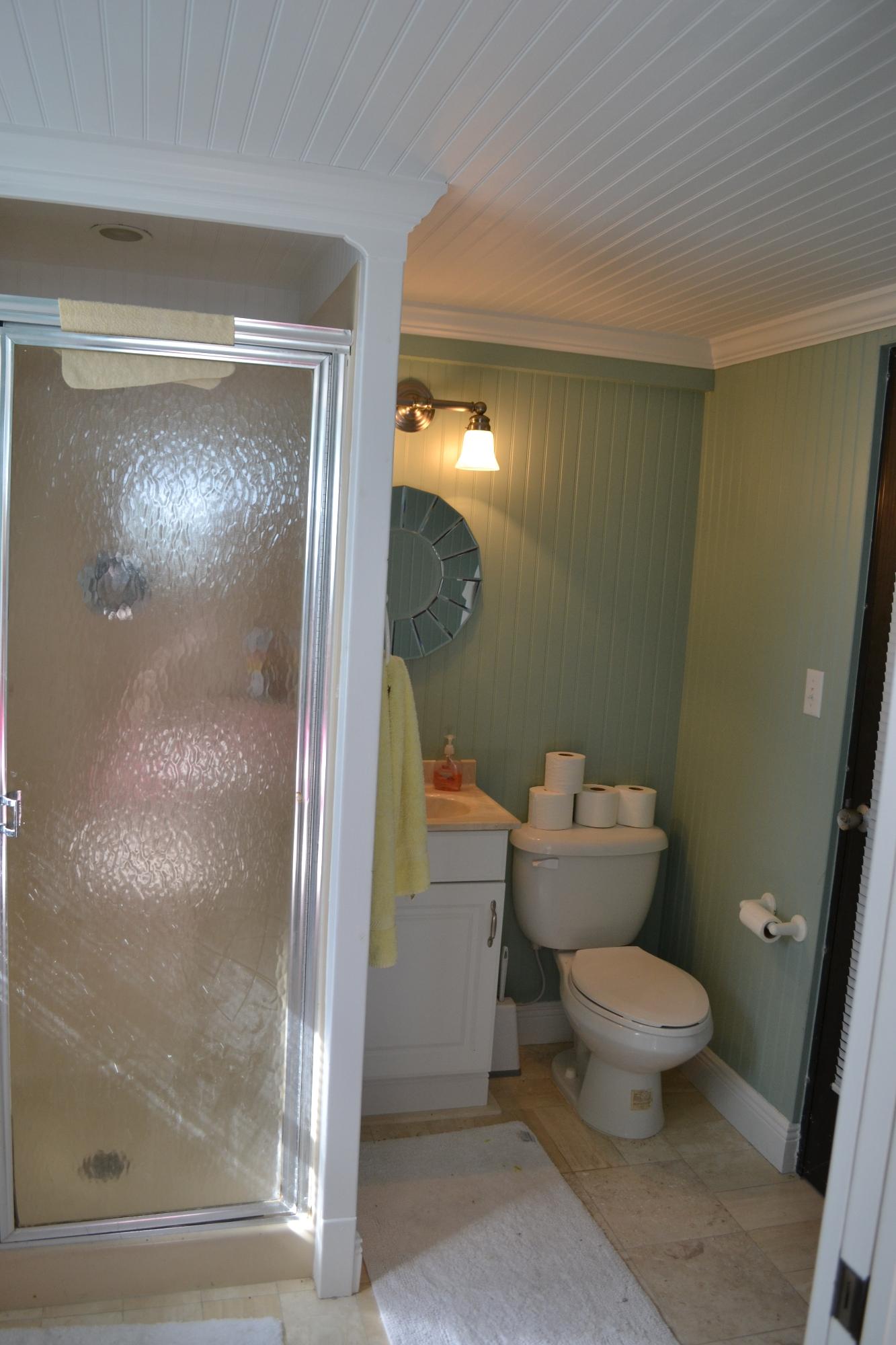 30 East Beach Road Tavernier, FL 33070 - Photo 16 of 26 Downstairs Bathroom