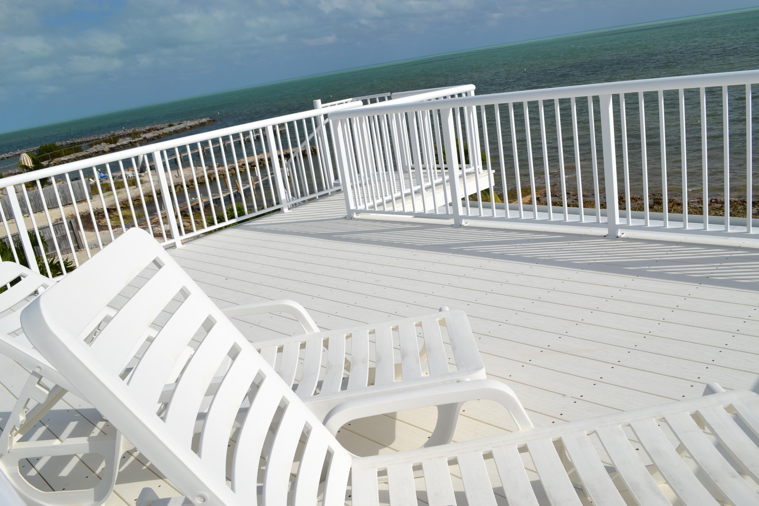 30 East Beach Road Tavernier, FL 33070 - Photo 8 of 26 Roof Top Deck