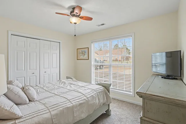 $450,000 | 6002 Forrest Drive, Greenbrier, TN 37073