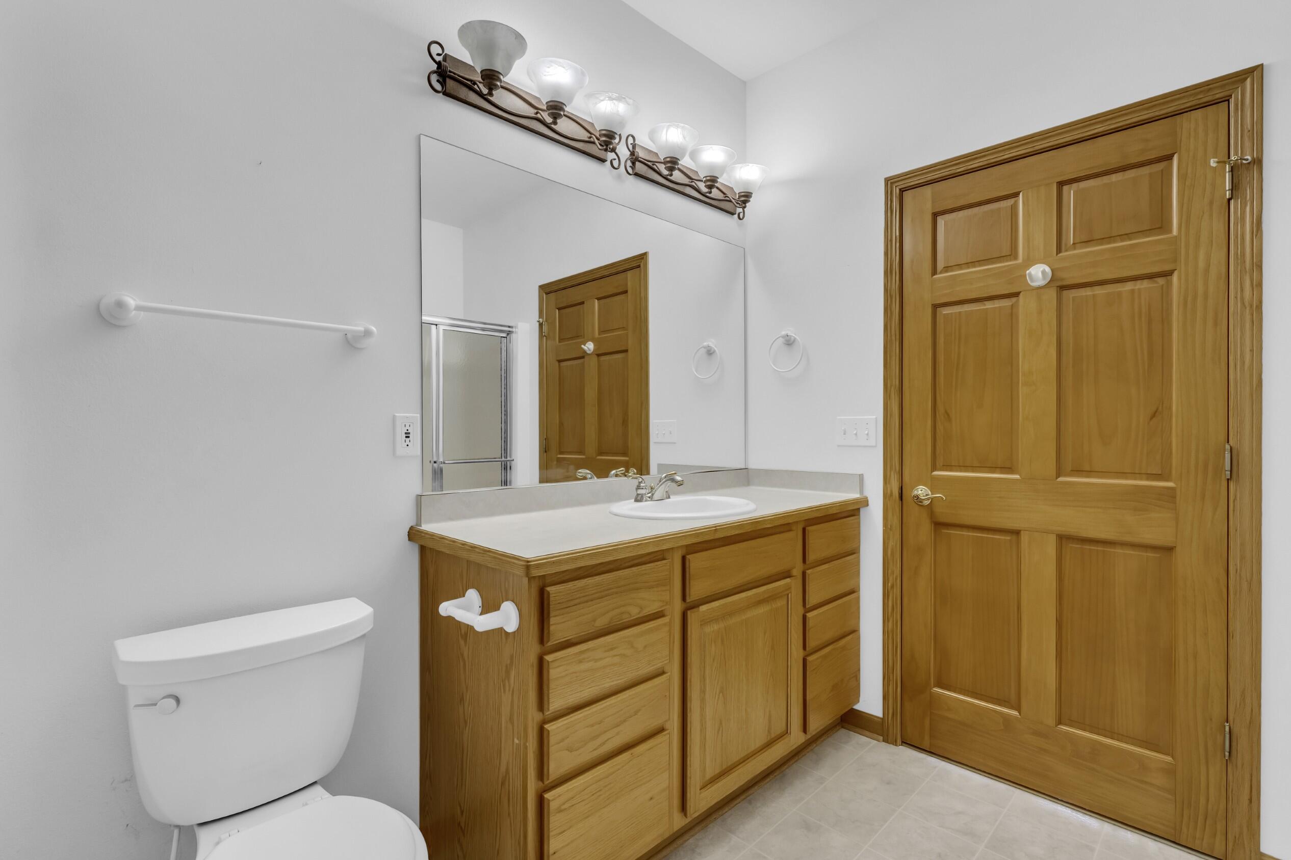 2781 Edwards Street, Unit D East Troy, WI 53120 - Photo 22 of 32 Walk through Full Bath