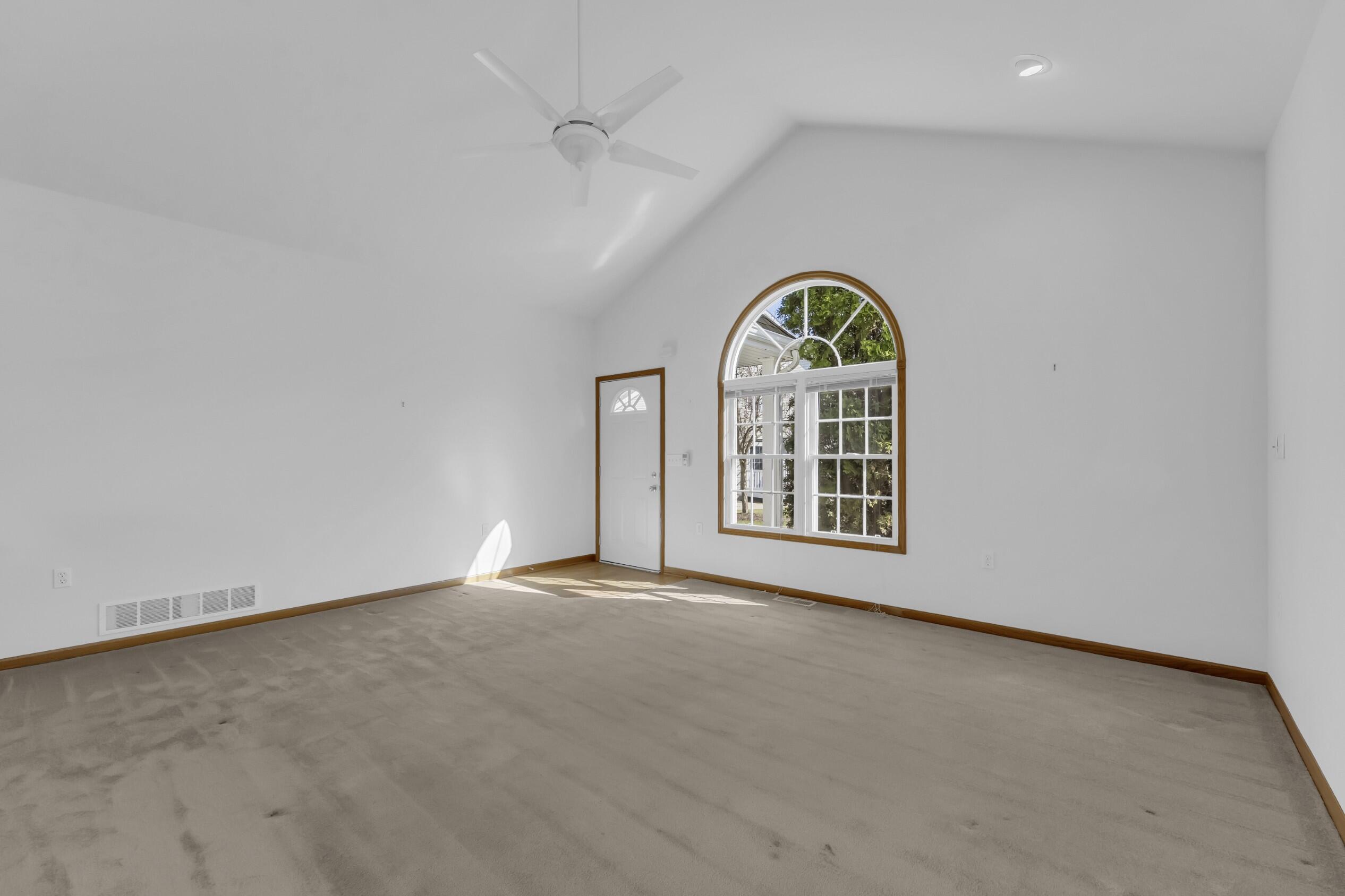 2781 Edwards Street, Unit D East Troy, WI 53120 - Photo 5 of 32 Great Room