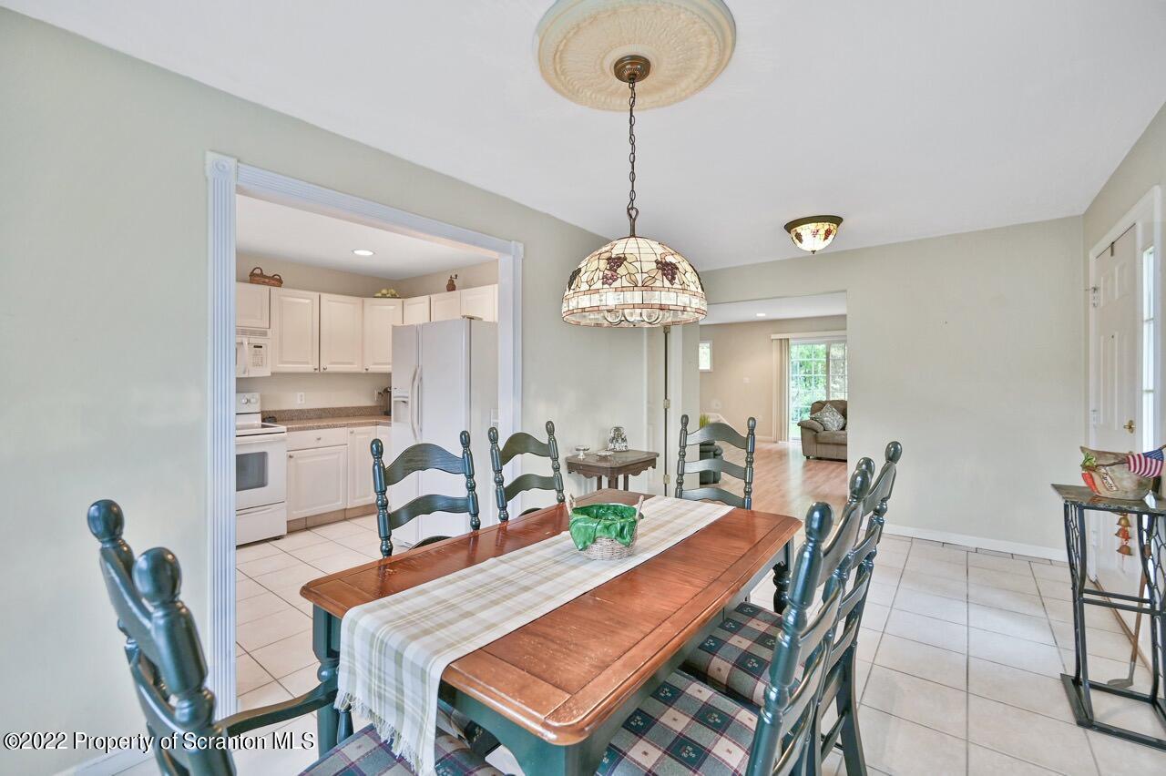 18 Waterford Road Clarks Summit, PA 18411 - Photo 13 of 37 Gallery Image 13