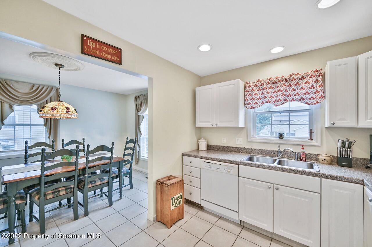 18 Waterford Road Clarks Summit, PA 18411 - Photo 17 of 37 Gallery Image 17