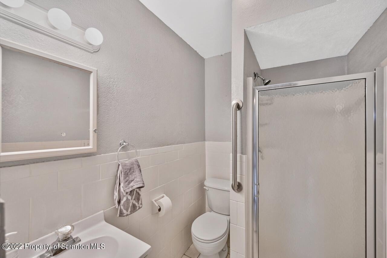 18 Waterford Road Clarks Summit, PA 18411 - Photo 18 of 37 Gallery Image 18