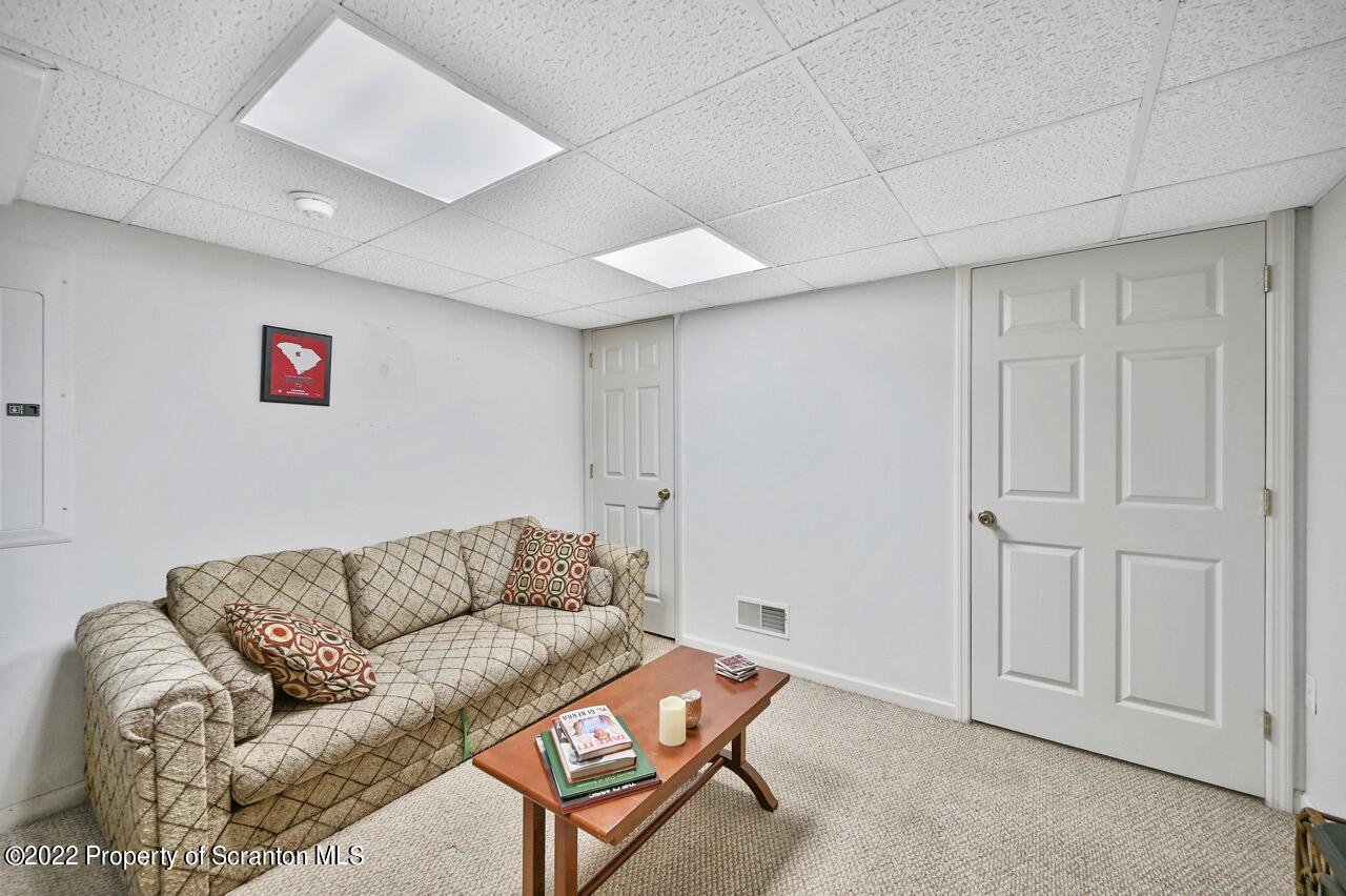 18 Waterford Road Clarks Summit, PA 18411 - Photo 21 of 37 Gallery Image 21