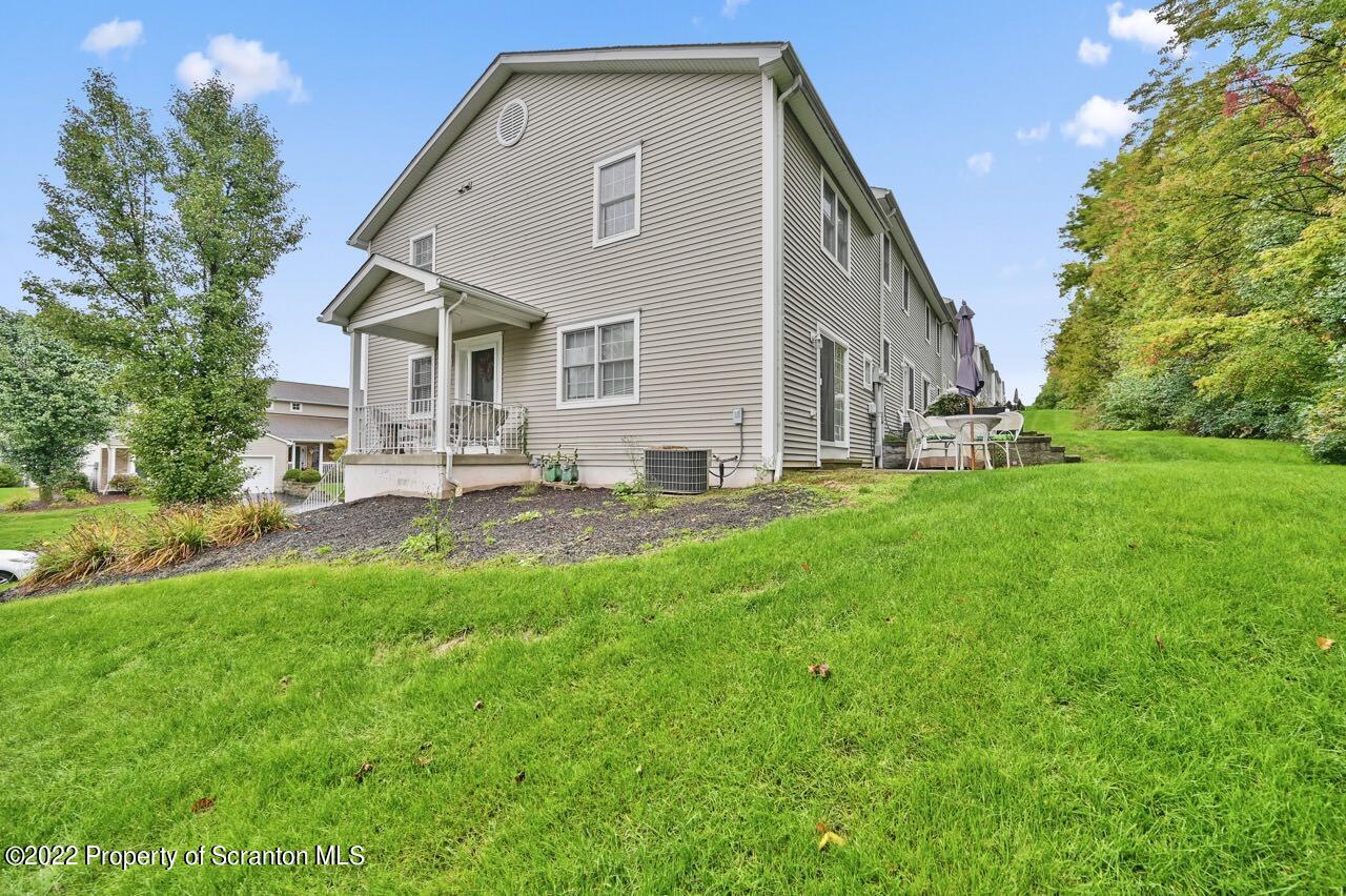 18 Waterford Road Clarks Summit, PA 18411 - Photo 4 of 37 Gallery Image 4