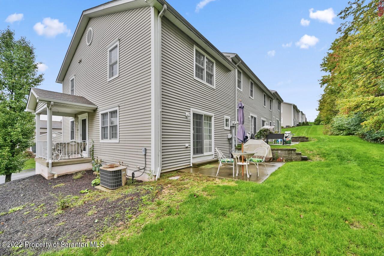 18 Waterford Road Clarks Summit, PA 18411 - Photo 5 of 37 Gallery Image 5