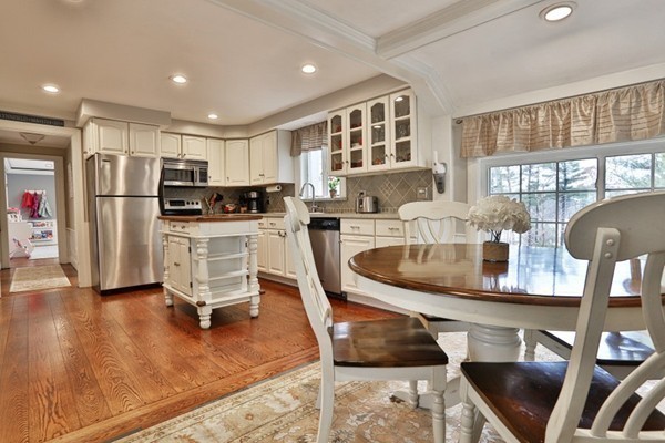 6 Wing Road Lynnfield, MA 01940 - Photo 13 of 28 Gallery Image 13