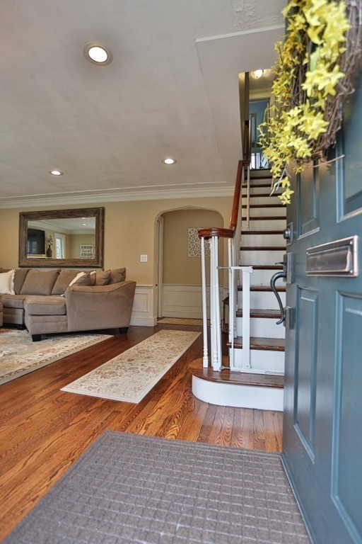 6 Wing Road Lynnfield, MA 01940 - Photo 8 of 28 Gallery Image 8