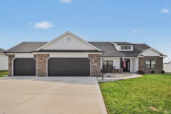 $369,900 | 3950 Kings Pass, Warsaw, IN 46582
