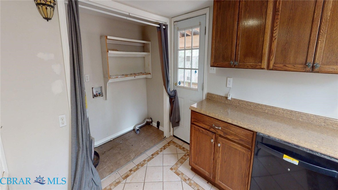 9909 Friendship Road Gloucester, VA 23061 - Photo 8 of 43