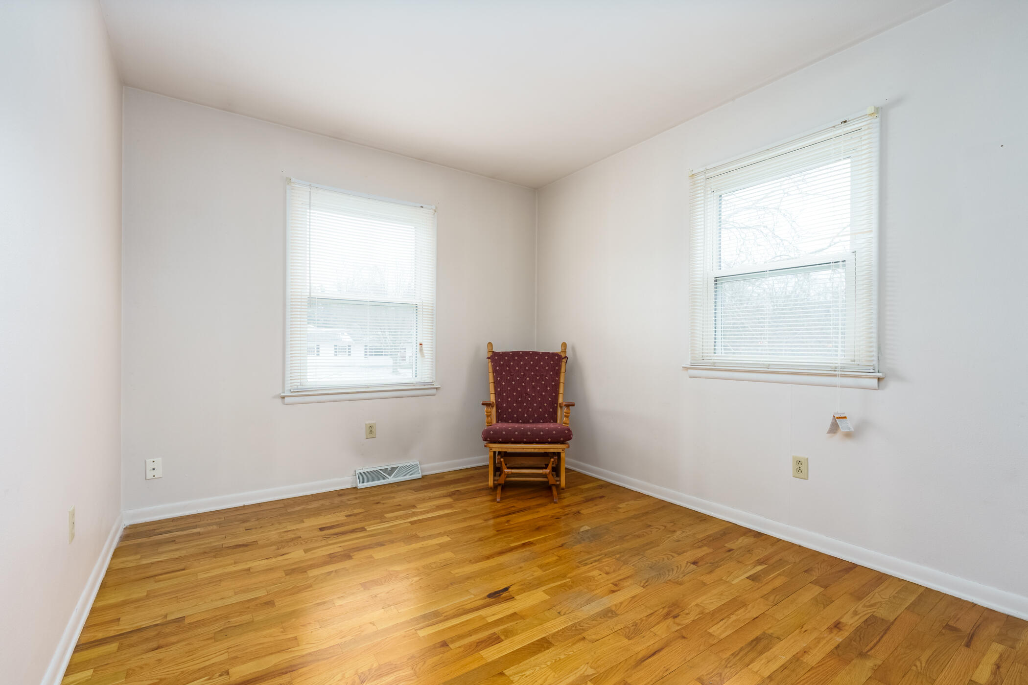 511 Garrison Road Battle Creek, MI 49017 - Photo 12 of 35 Garrison_Ave_511_BattleCreek_49017-12