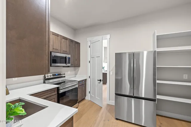 a view of walk in closet