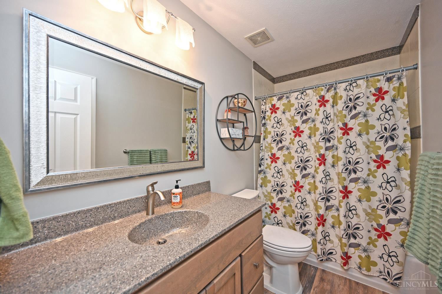 8558 Cox Road West Chester, OH 45069 - Photo 34 of 64 Gallery Image 34