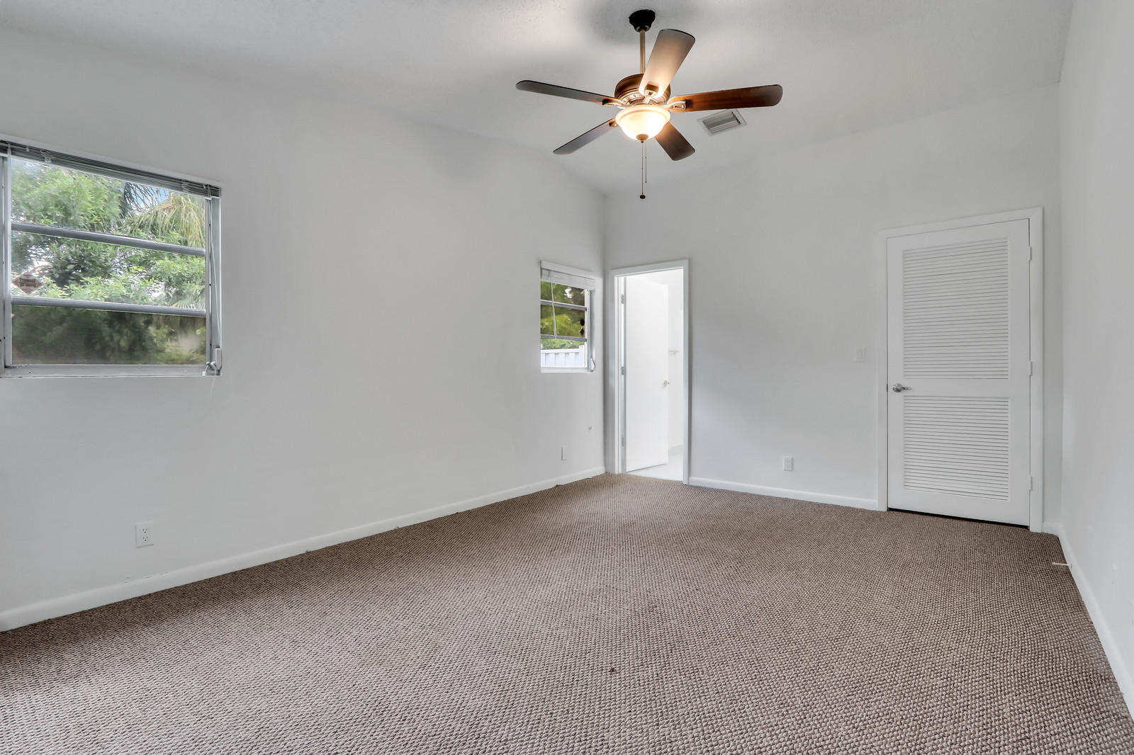 470 Northeast 47th Street Boca Raton, FL 33431 - Photo 17 of 32 15_Image_15_of_27_mls