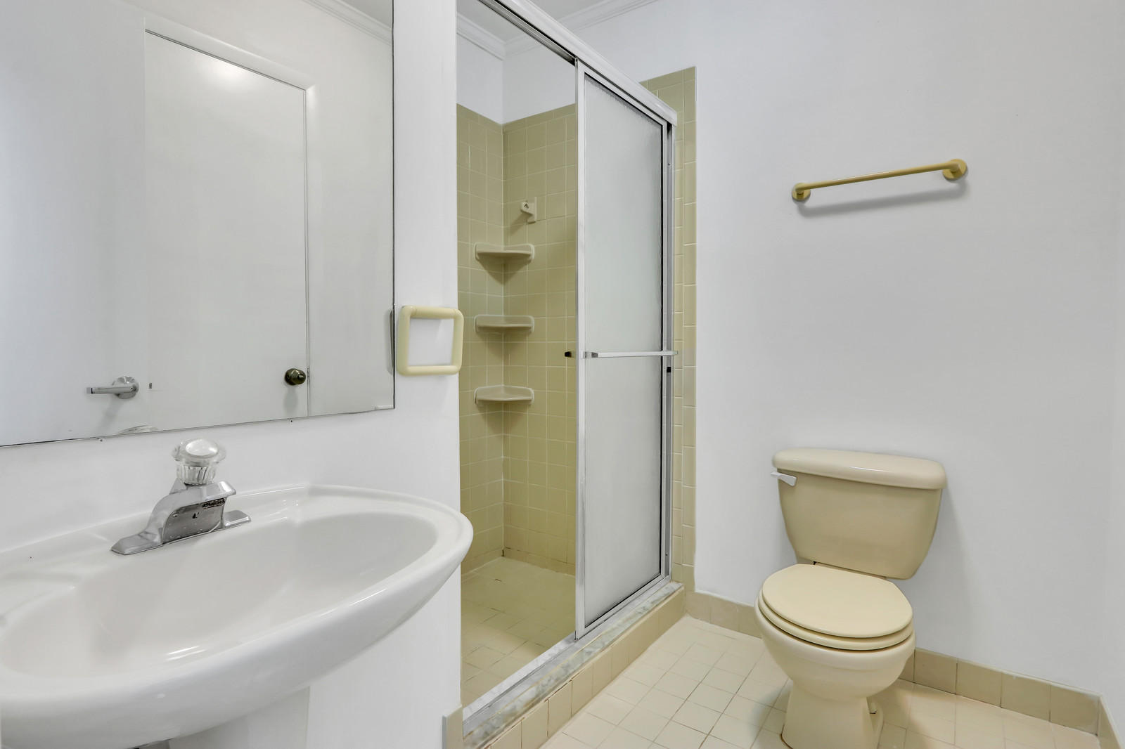 470 Northeast 47th Street Boca Raton, FL 33431 - Photo 18 of 32 16_Image_16_of_27_mls