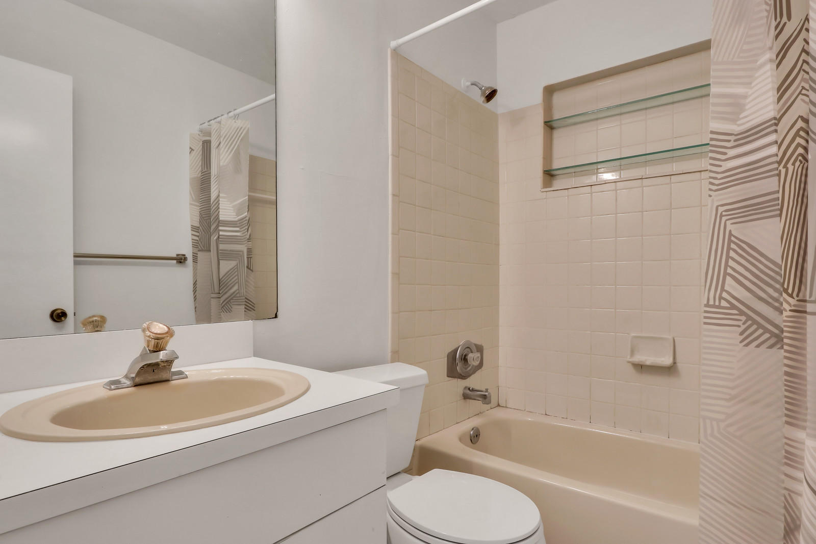 470 Northeast 47th Street Boca Raton, FL 33431 - Photo 24 of 32 22_Image_22_of_27_mls