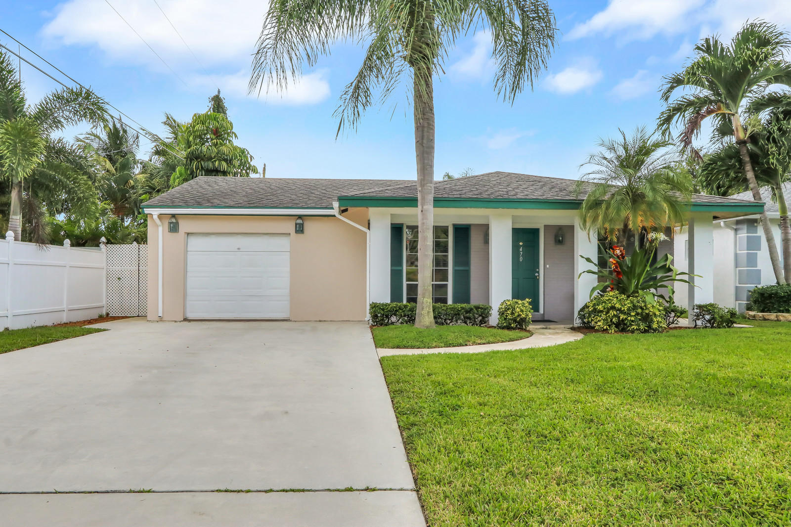 470 Northeast 47th Street Boca Raton, FL 33431 - Photo 4 of 32 01_Image_1_of_27_mls