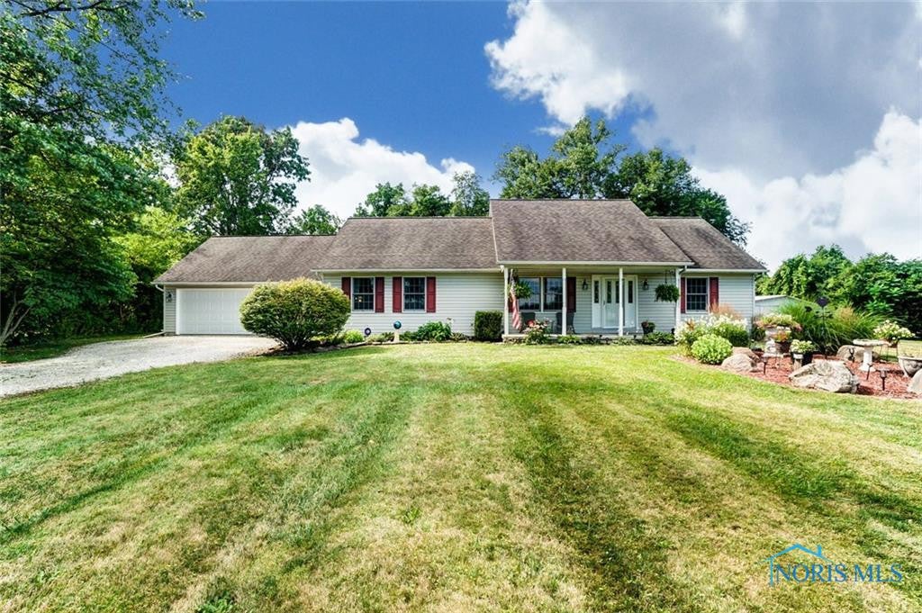 5179 Libbey Road Perrysburg, OH 43551 - Photo 2 of 41 Gallery Image 2