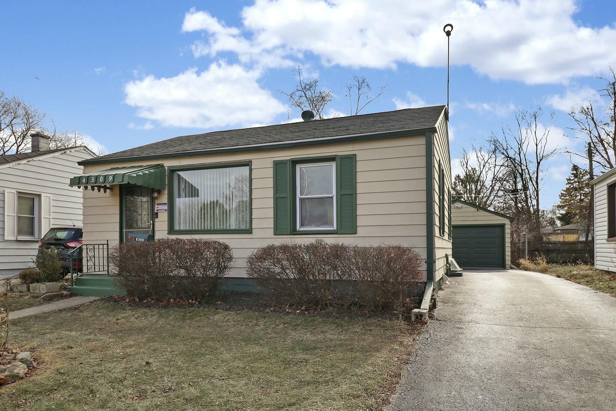 4309 15th Street Racine, WI 53405 - Photo 1 of 1 tempImage8OoTuU