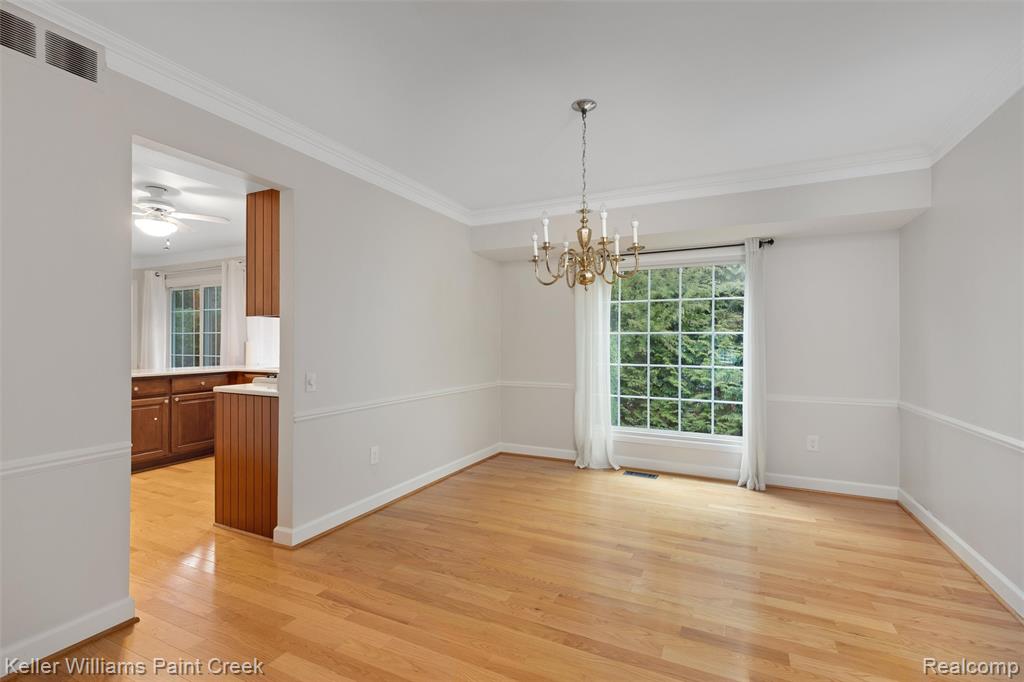 1390 Chestnut Lane Rochester Hills, MI 48309 - Photo 9 of 42 Gallery Image 9