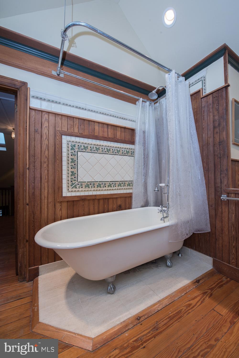 38 St Pauls Road Ardmore, PA 19003 - Photo 40 of 43 Bath
