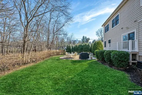 $997,500 | 500 Blue Hill Terrace, Franklin Lakes, NJ 07417