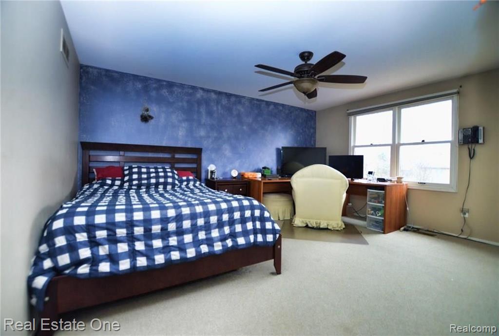 31210 Claymore Road Farmington Hills, MI 48331 - Photo 12 of 21