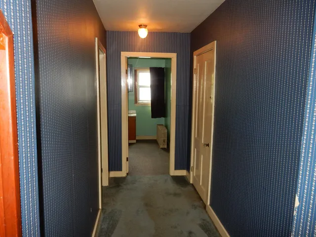 $180,000 | 594 East Main Street, Newport, VT 05855