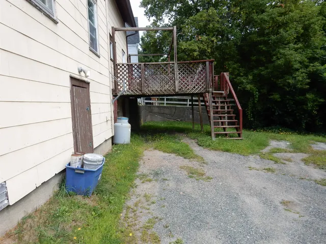 $180,000 | 594 East Main Street, Newport, VT 05855