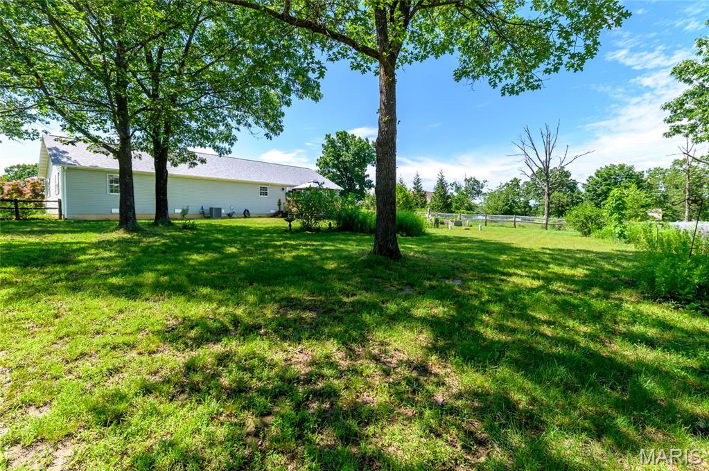 23841 Raspberry Lane Waynesville, MO 65583 - Photo 7 of 70