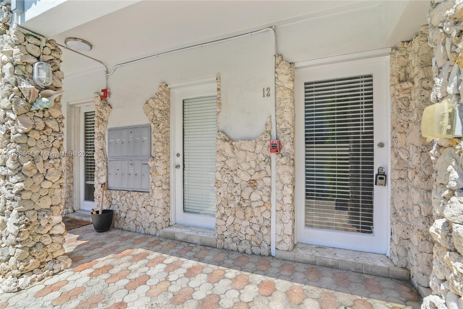 320 85th Street, Unit 12 Miami Beach, FL 33141 - Photo 10 of 11