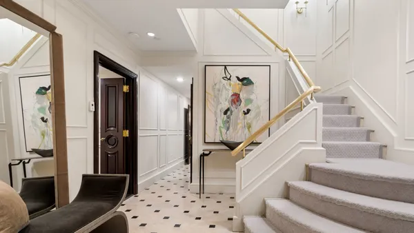 $75,000 | 7 East 69th Street | Lenox Hill