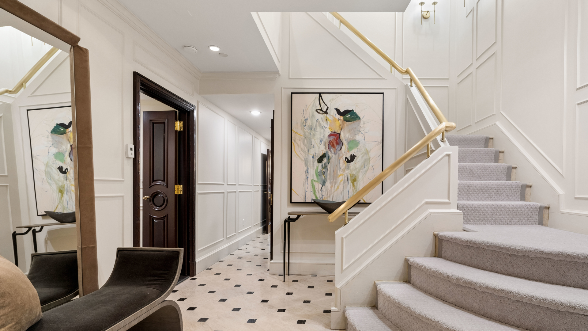 7 East 69th Street Manhattan, NY 10021 - Photo 1 of 27