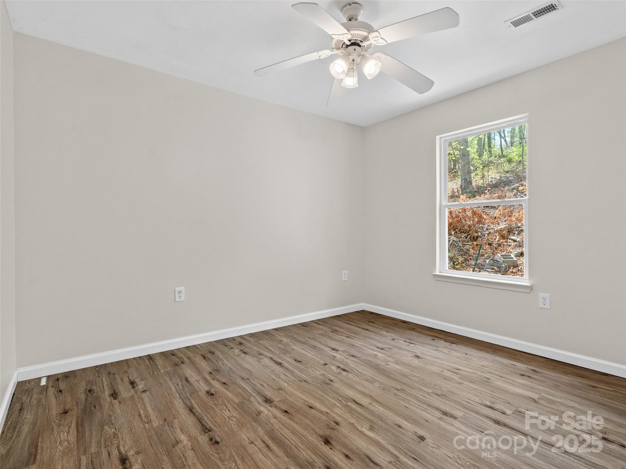 66 Avondale Heights Road Asheville, NC 28803 - Photo 18 of 38