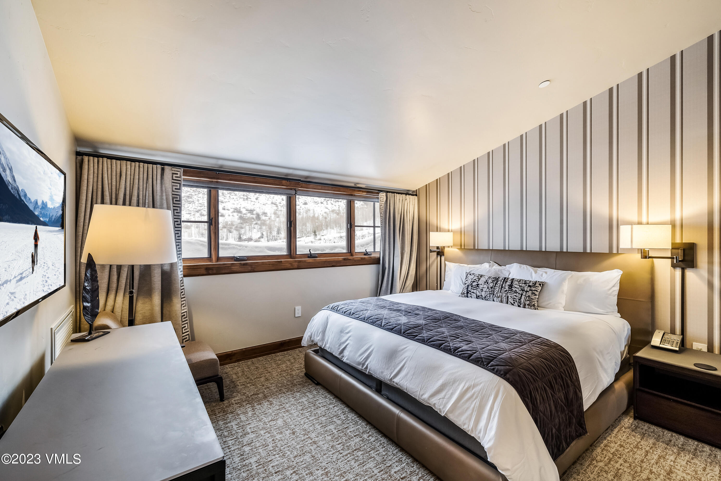 16 Vail Road, Unit 505 HOLIDAY 4 FIXED WEEKS Vail, CO 81657 - Photo 11 of 27 Holiday 4 weeks fixed The Sebastian Vail