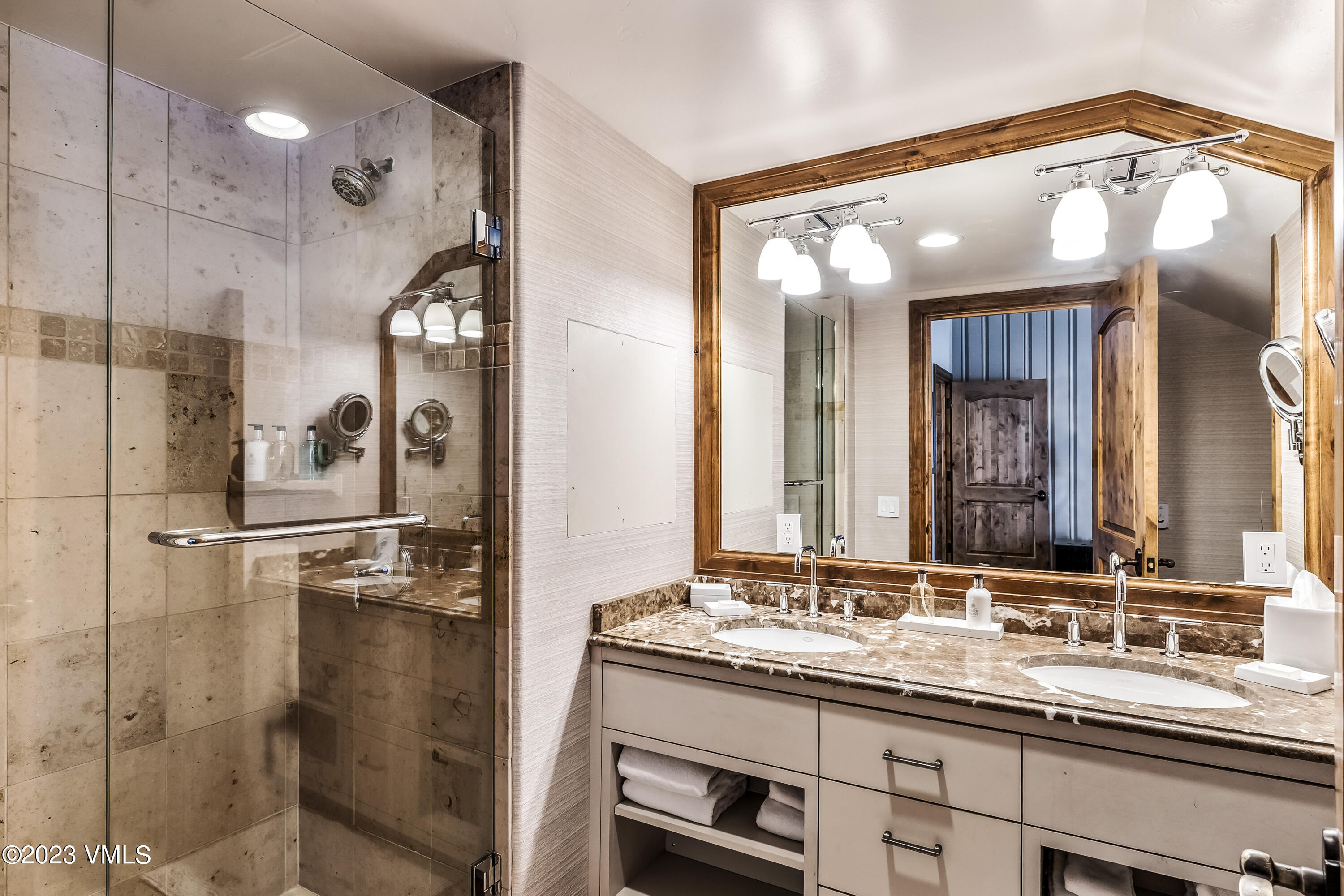 16 Vail Road, Unit 505 HOLIDAY 4 FIXED WEEKS Vail, CO 81657 - Photo 22 of 27 Holiday 4 weeks fixed The Sebastian Vail
