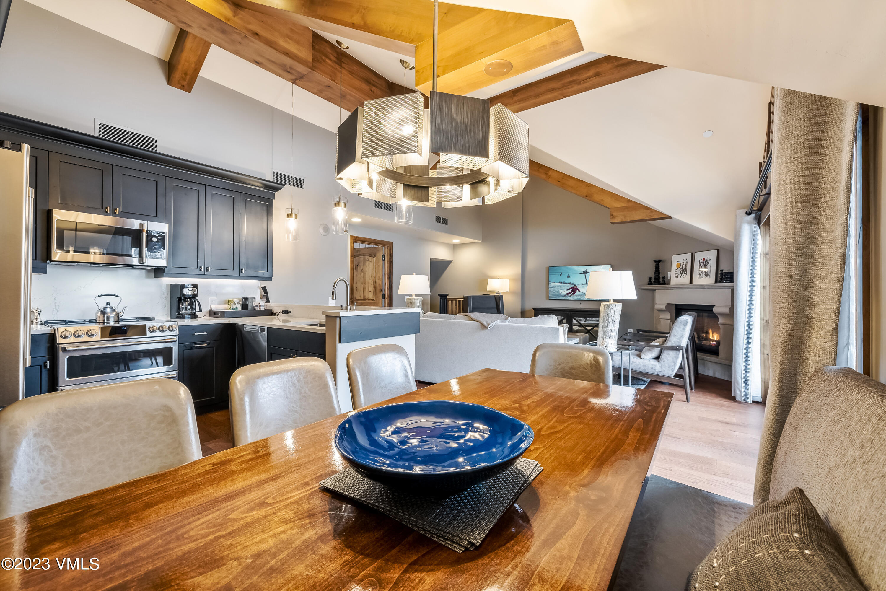 16 Vail Road, Unit 505 HOLIDAY 4 FIXED WEEKS Vail, CO 81657 - Photo 3 of 27 Holiday 4 weeks fixed The Sebastian Vail
