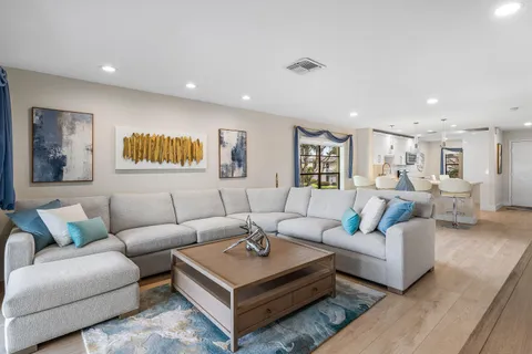 $99,000 | 35 Southport Lane, Unit H, Boynton Beach, FL 33436