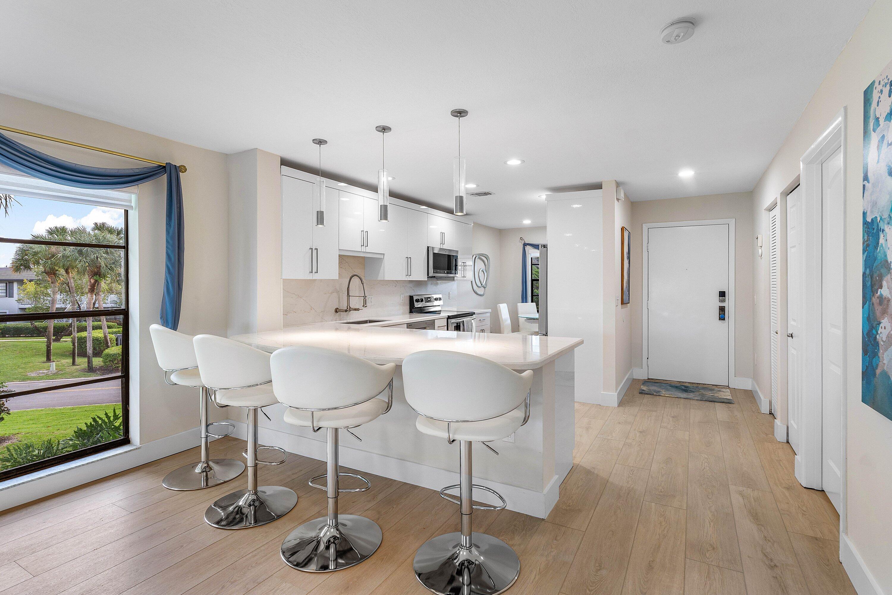 35 Southport Lane, Unit H Boynton Beach, FL 33436 - Photo 2 of 53 35 Southport H