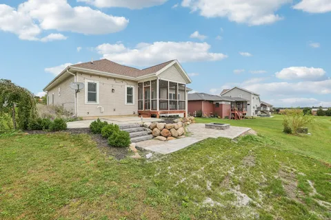 $699,900 | 2109 Korgen Drive, Stoughton, WI 53589