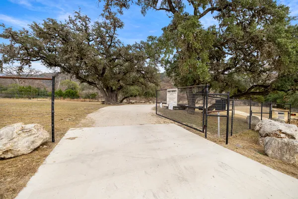 $370,000 | 117 Cedar Rdg Lane, Concan, TX 78838