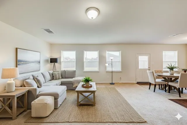 $237,900 | 511 Oporto Path, Crosby, TX 77532