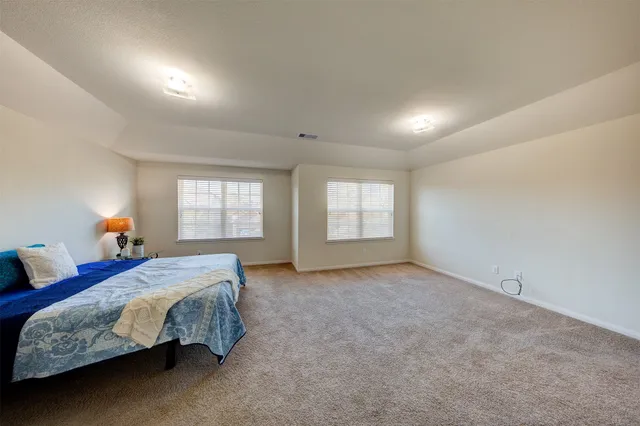 $237,900 | 511 Oporto Path, Crosby, TX 77532