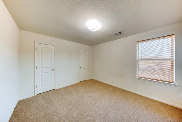 $237,900 | 511 Oporto Path, Crosby, TX 77532