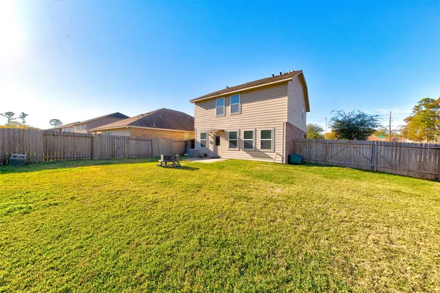 $237,900 | 511 Oporto Path, Crosby, TX 77532