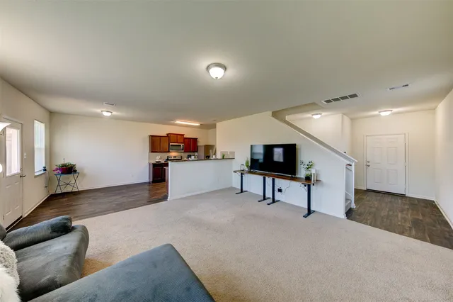 $237,900 | 511 Oporto Path, Crosby, TX 77532