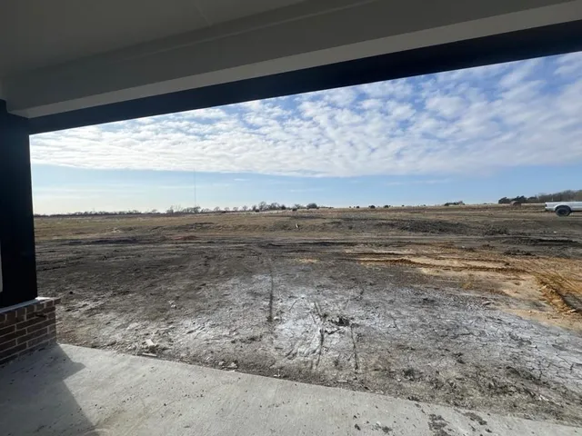 a view of a large building