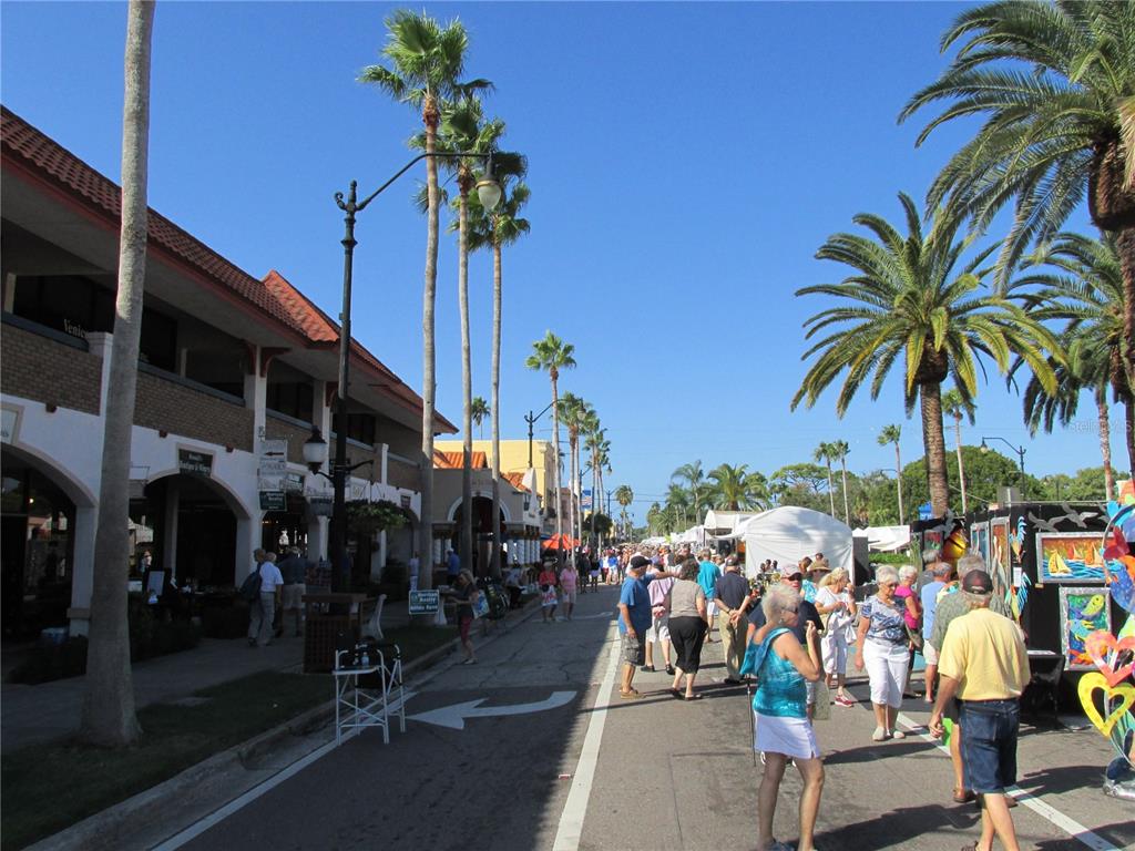 505 Granada Avenue Venice, FL 34285 - Photo 28 of 30 a view of street with sitting area
